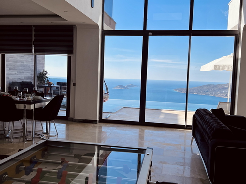 gece  -  Kasım
  | Kalkan Kördere’de Sonsuz Deniz Manzaralı, Isıtmalı Havuzlu Lüks Villa